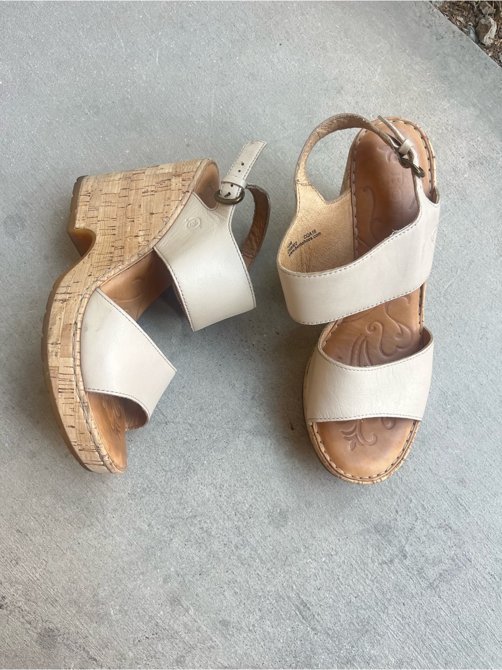 BORN heels Size 10